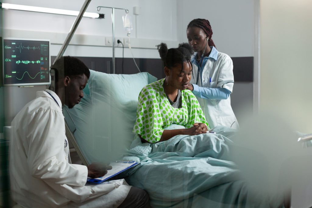 soins en milieu hospitalier – Santé Aménhotep Inc.